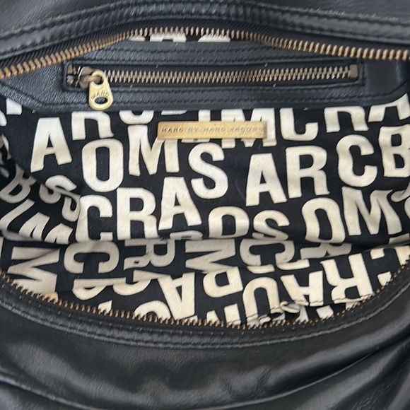 Marc by Marc Jacobs Classic Q Handbag with Dust Bag - Picture 12 of 16